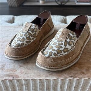 Ariat Women’s 9.5 Stylish Leopard Print Loafers